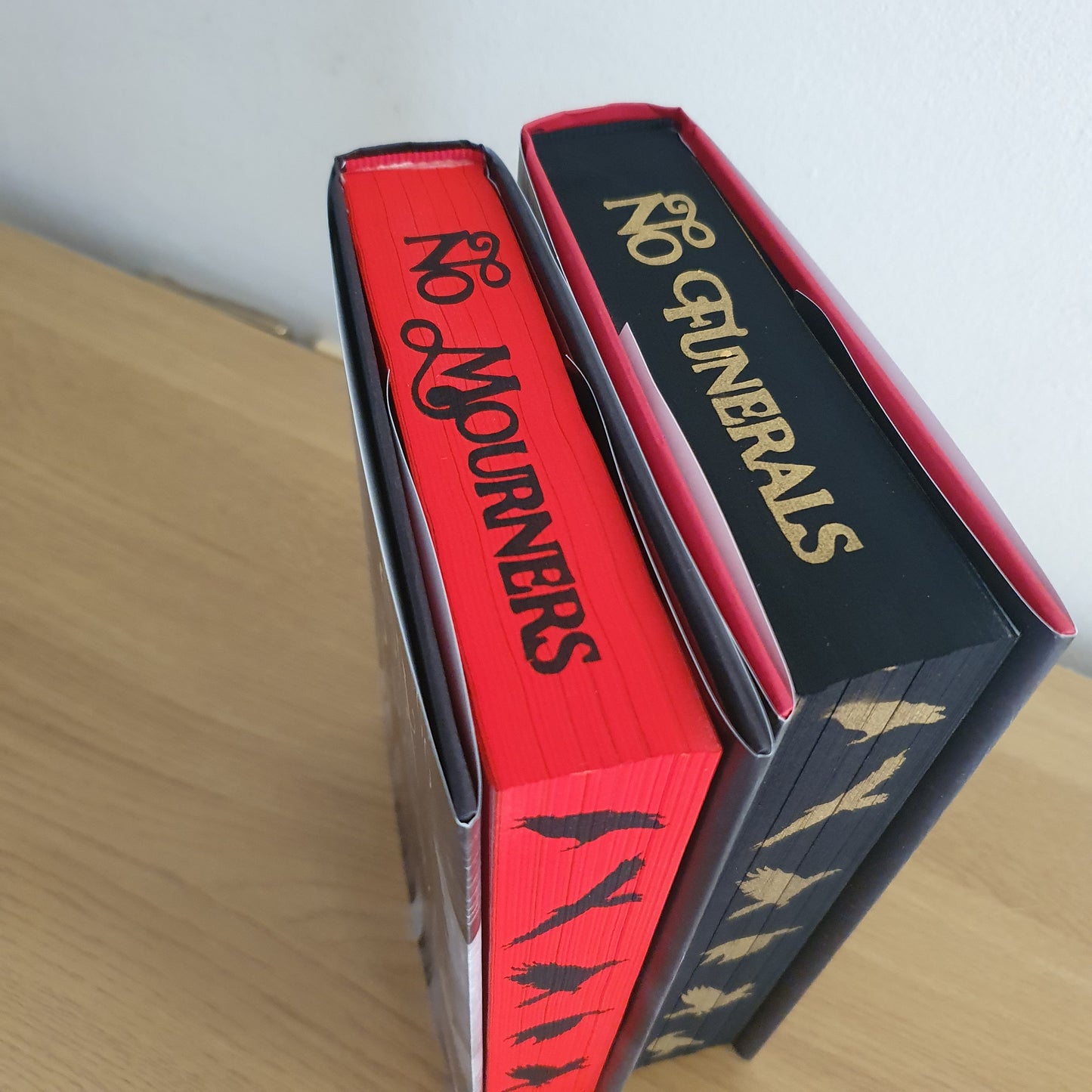 Six of Crows Stencilled Edges